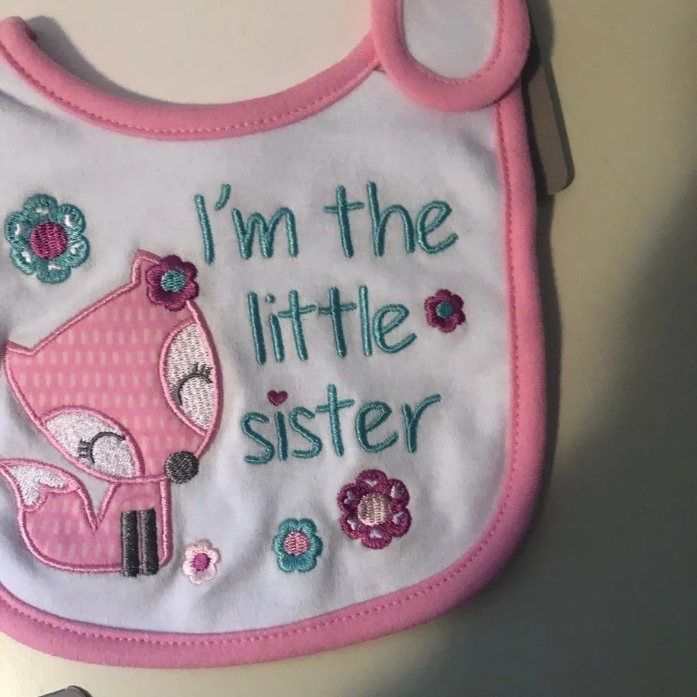 ❤️Assorted NWT bibs